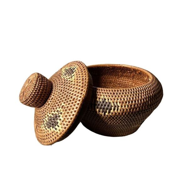 Vintage Hand Woven basket with lid 6 X 7 - Picture 4 of 8